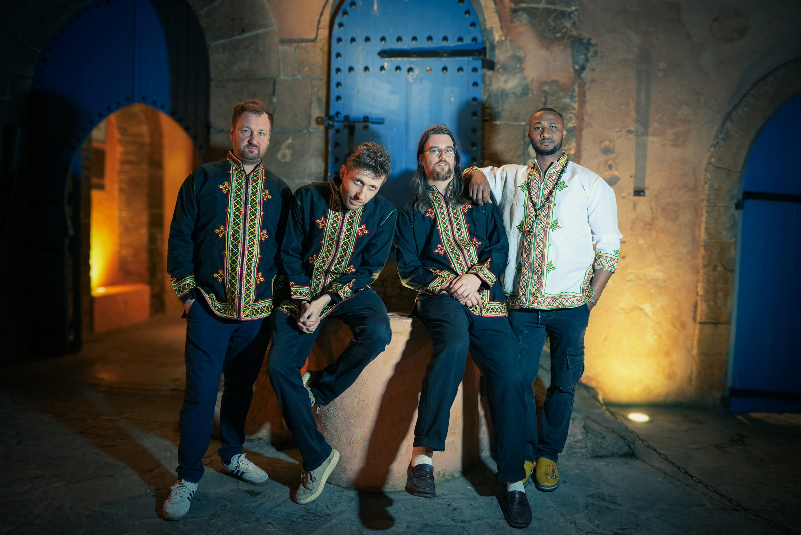 Naamu ft. Aziz Ozouss